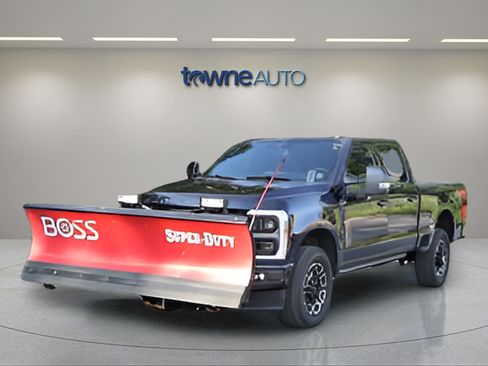 Used 2025 Ford F350 Platinum w/ FX4 Off-Road Package AWD/4WD image 7
