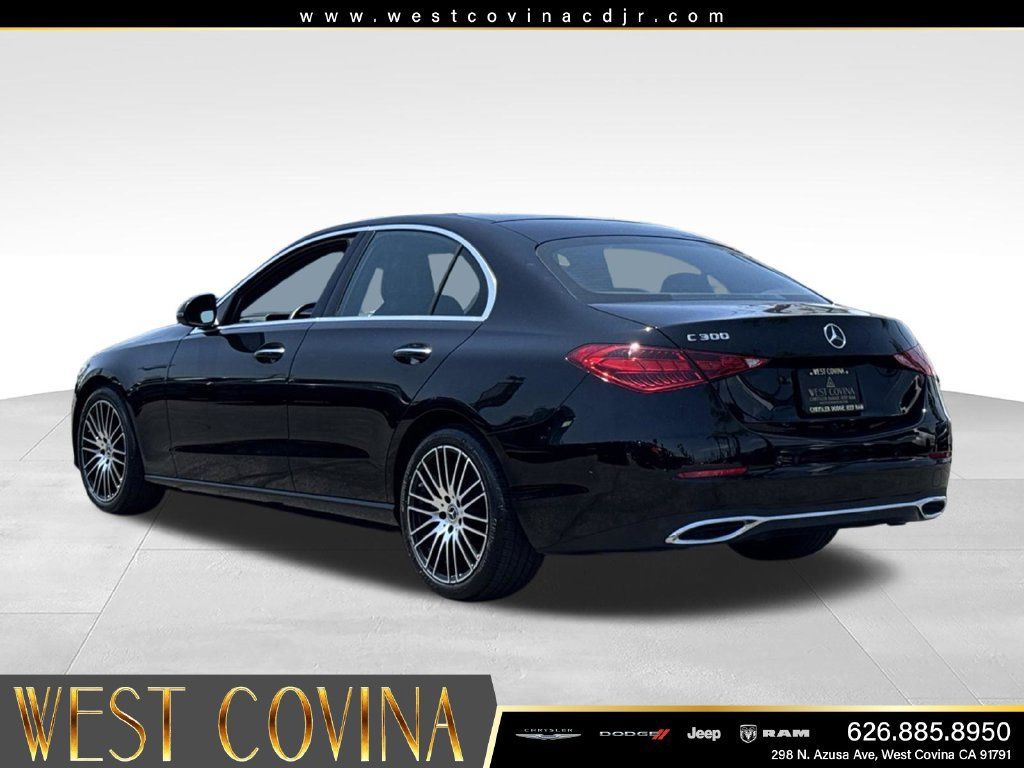 Used 2025 Mercedes-Benz C 300 Sedan image 7