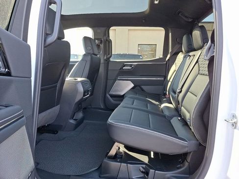 New 2025 GMC Sierra EV Denali image 5