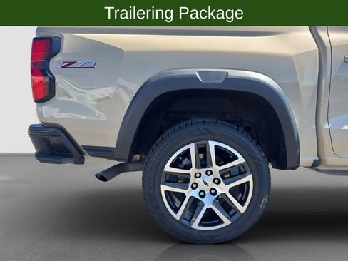 Used 2023 Chevrolet Colorado Z71 w/ Z71 Convenience Package 2 AWD/4WD image 22