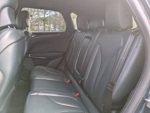 Used 2019 Lincoln MKC Reserve w/ MKC Technology Package image 12