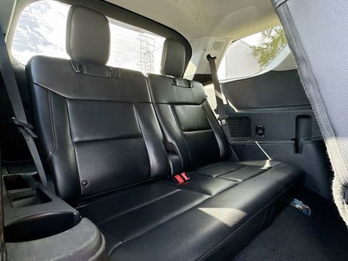 Used 2021 Ford Explorer Limited image 29