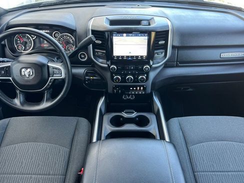 Used 2024 RAM 2500 Big Horn w/ Sport Appearance Package AWD/4WD image 10