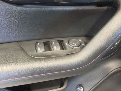 Used 2021 Chevrolet Blazer RS w/ Enhanced Convenience Package FWD image 21