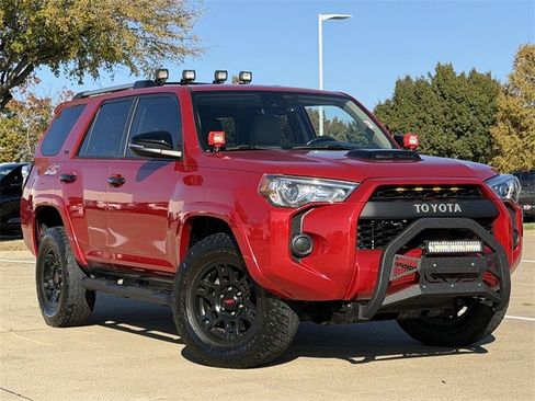 Used 2023 Toyota 4Runner SR5 Premium image 2