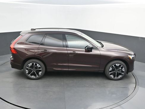 New 2026 Volvo XC60 B5 Plus AWD/4WD image 23