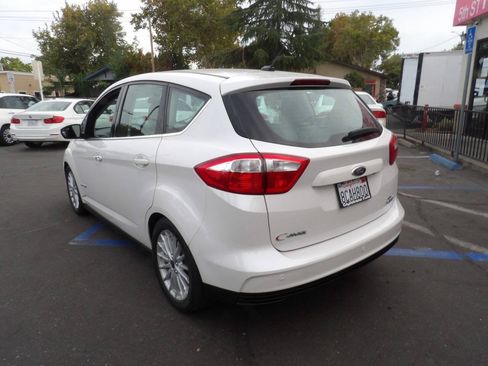 Used 2014 Ford C-MAX SEL w/ Equipment Group 302A FWD image 4