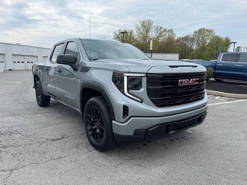 Certified 2024 GMC Sierra 1500 Pro w/ Graphite Edition AWD/4WD image 8