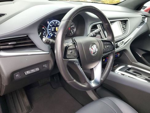 Used 2024 Buick Enclave Premium image 11