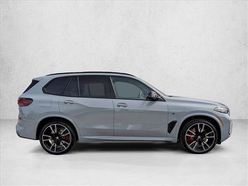 Used 2026 BMW X5 M60i AWD/4WD image 4