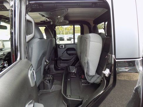 New 2026 Jeep Gladiator Willys image 21