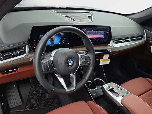 New 2026 BMW X1 xDrive28i w/ Convenience Package AWD/4WD image 16