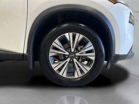 Used 2023 Nissan Rogue SV w/ SV Premium B Package AWD/4WD image 23