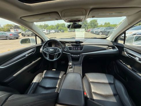 Used 2017 Cadillac XT5 Luxury image 14