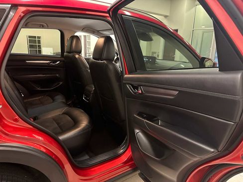 Used 2021 MAZDA CX-5 Touring image 26