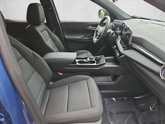 Used 2026 Chevrolet Equinox LT FWD image 28