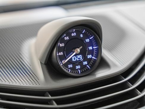 Certified 2020 Porsche Taycan Turbo image 23