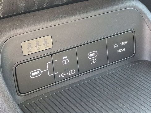 Used 2024 Hyundai Kona SEL AWD/4WD image 27