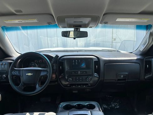 Used 2017 Chevrolet Silverado 1500 W/T w/ Trailering Package RWD image 18