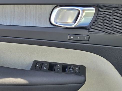 New 2026 Volvo XC40 B5 Plus w/ Protection Package Premier image 28