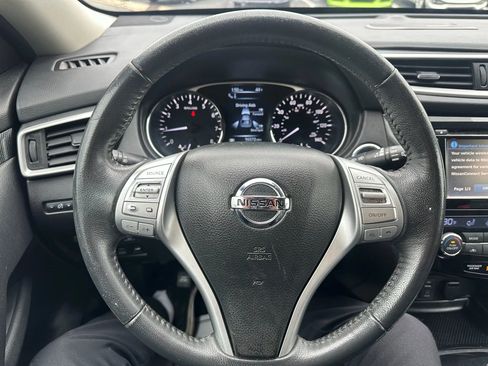 Used 2016 Nissan Rogue SL w/ SL Premium Package image 13