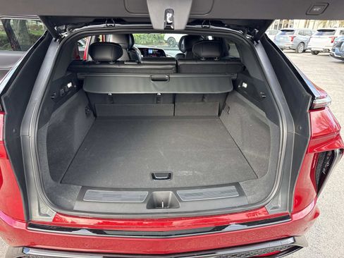 Certified 2026 Cadillac Lyriq V image 12