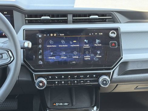 New 2027 Chevrolet Bolt RS w/ Technology Package FWD image 4