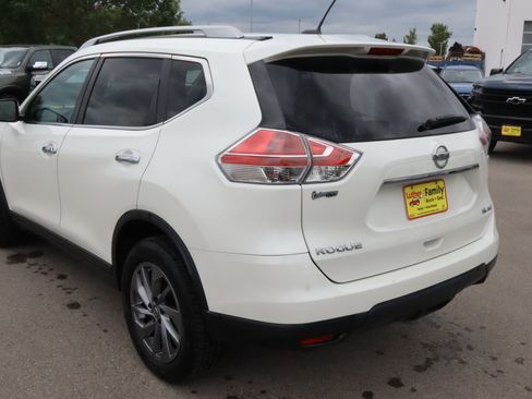 Used 2016 Nissan Rogue SL w/ SL Premium Package AWD/4WD image 5