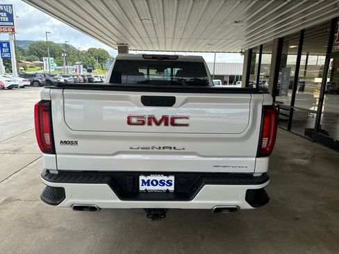 Used 2024 GMC Sierra 1500 Denali w/ Denali Reserve Package AWD/4WD image 5