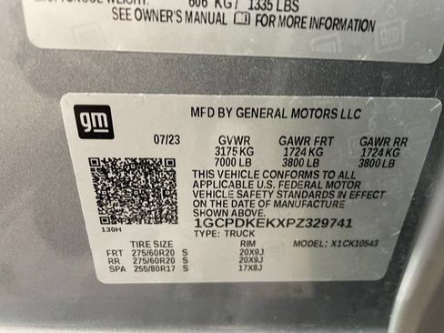 Used 2023 Chevrolet Silverado 1500 LT AWD/4WD image 26