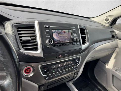 Used 2019 Honda Ridgeline RTL image 14