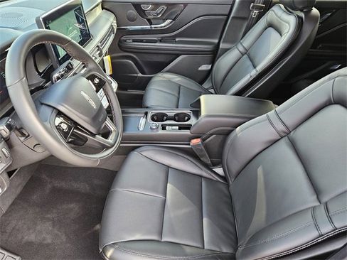 New 2026 Lincoln Corsair Premiere image 12