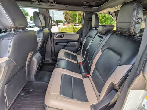 Used 2024 Ford Bronco Wildtrak AWD/4WD image 15
