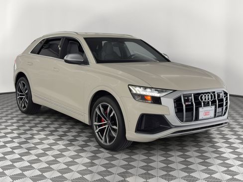 Used 2021 Audi SQ8 Prestige AWD/4WD image 7
