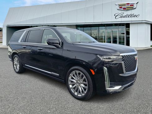 Certified 2024 Cadillac Escalade ESV Premium Luxury w/ Performance Package image 7