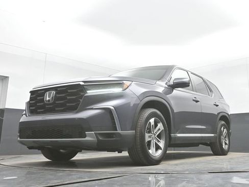 Certified 2025 Honda Pilot EX-L image 44