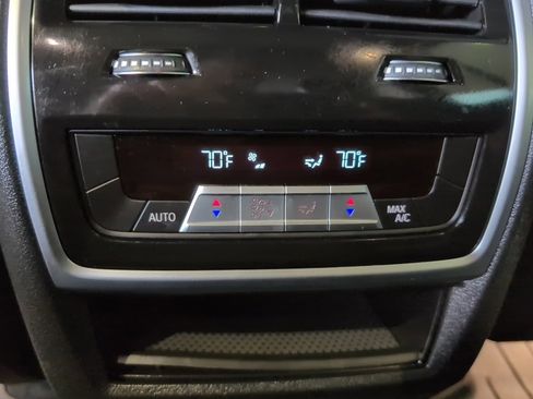 Used 2019 BMW X5 xDrive40i w/ Convenience Package image 40