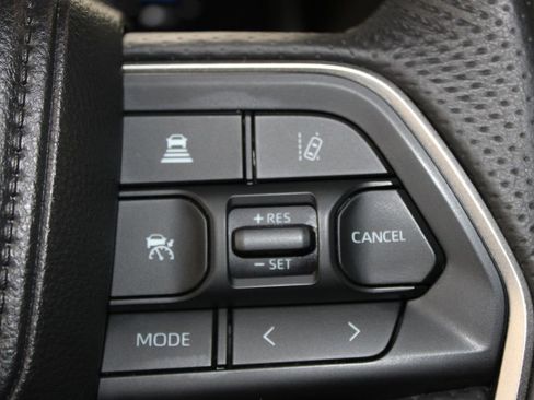 Used 2025 Toyota Sequoia SR5 AWD/4WD image 47