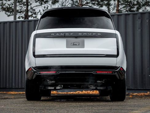 New 2025 Land Rover Range Rover SE image 7