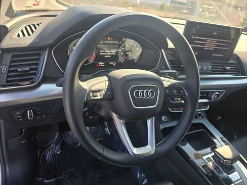 Used 2025 Audi Q5 2.0T Premium image 25