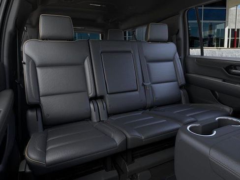 New 2026 GMC Yukon XL Elevation image 17