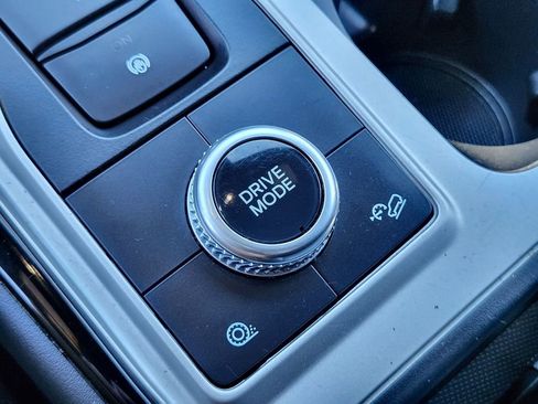 Certified 2022 Ford Explorer ST-Line w/ Class IV Trailer Tow Package image 28