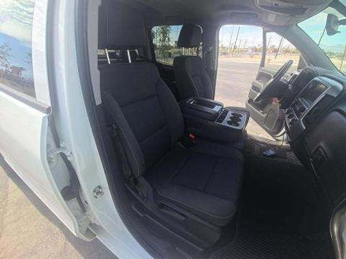 Used 2018 GMC Sierra 1500 SLE w/ SLE Value Package AWD/4WD image 7