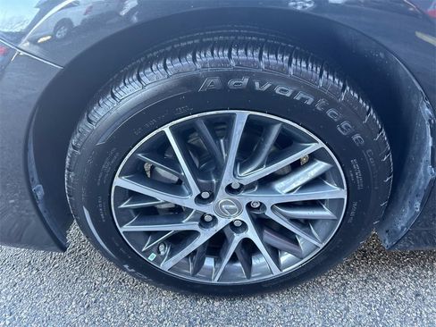 Used 2017 Lexus ES 350 w/ Navigation System Package image 9