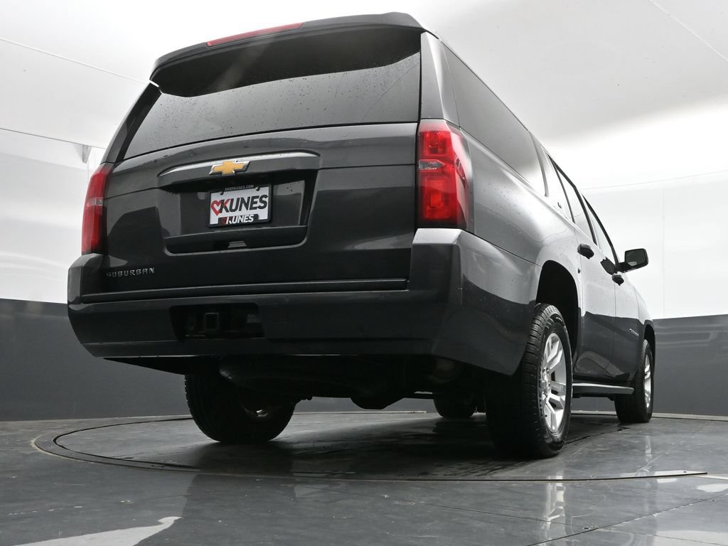 Used 2016 Chevrolet Suburban LS RWD image 39