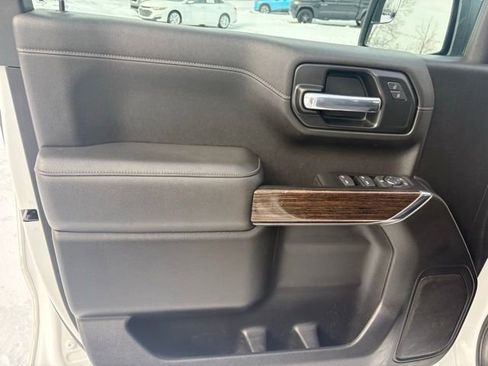 Used 2021 GMC Sierra 1500 SLE w/ Preferred Package image 27