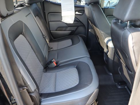 Used 2016 Chevrolet Colorado Z71 AWD/4WD image 36