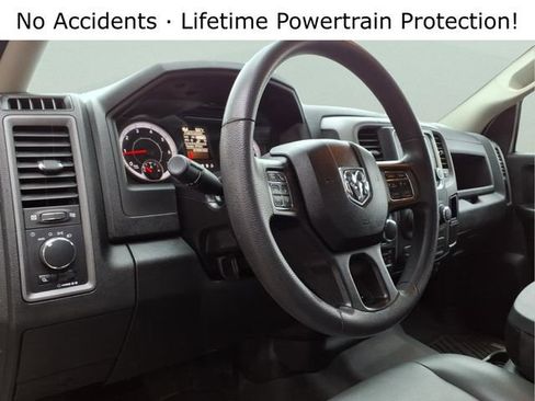 Used 2022 RAM 1500 Tradesman w/ Chrome Appearance Group image 13