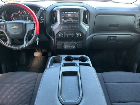 Used 2021 Chevrolet Silverado 1500 Custom image 15
