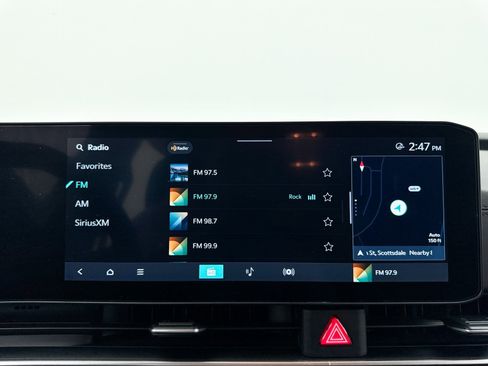 Certified 2025 Kia Carnival image 23